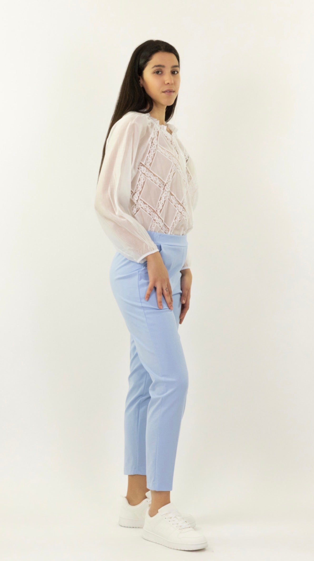 Pantalone sigaretta