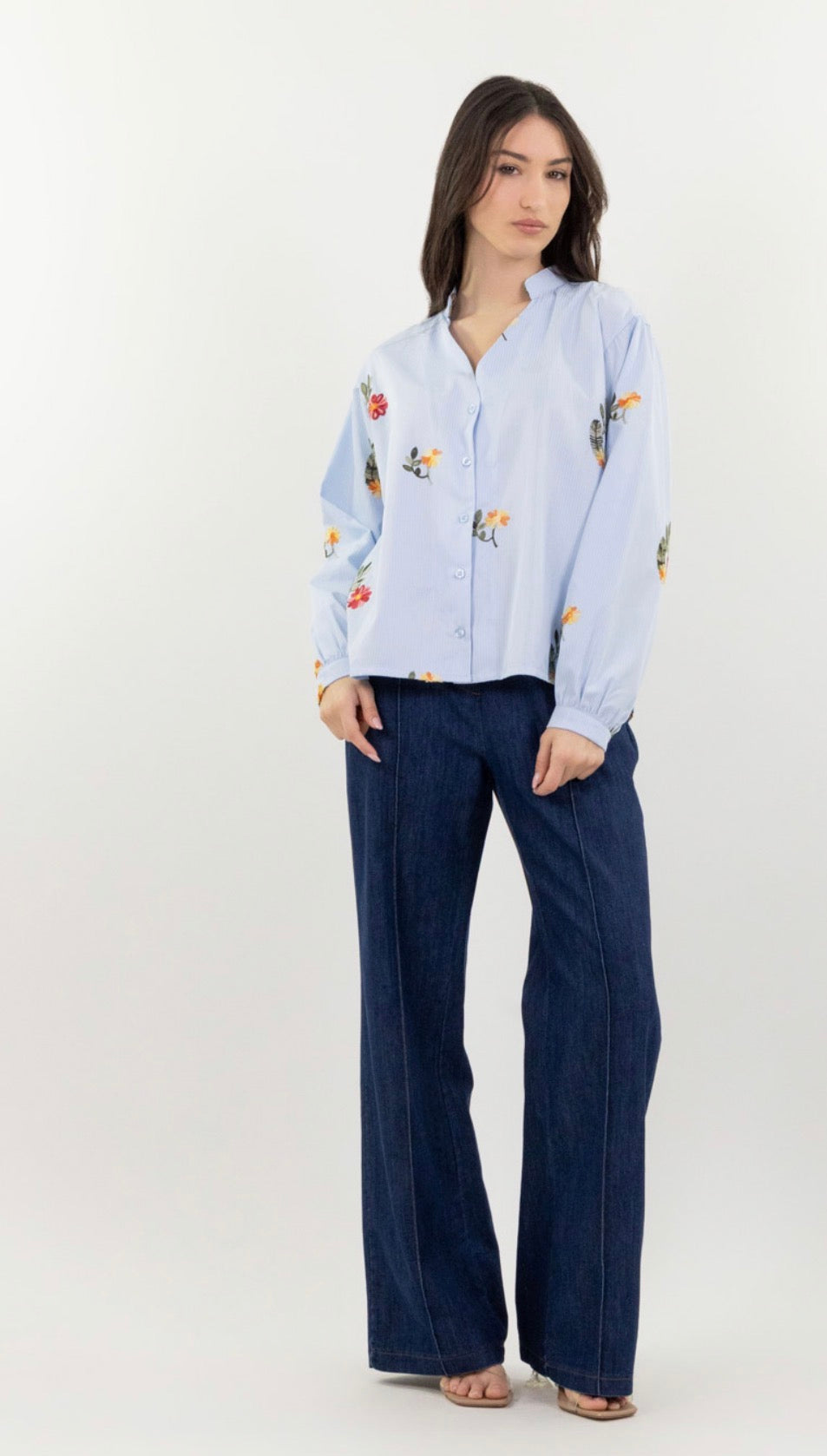 Camicia ricamo fiorellini