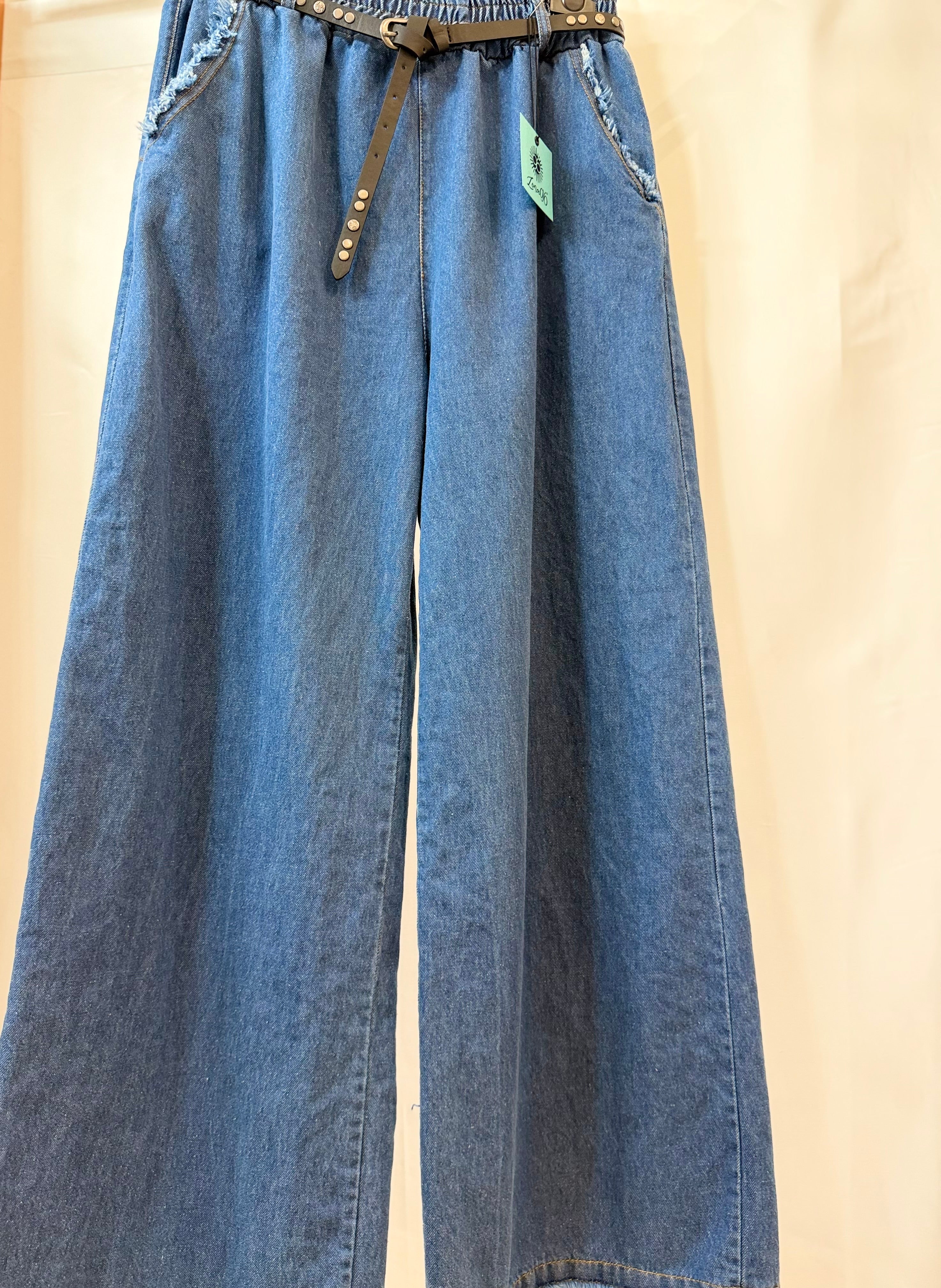 Jeans sfrangiato