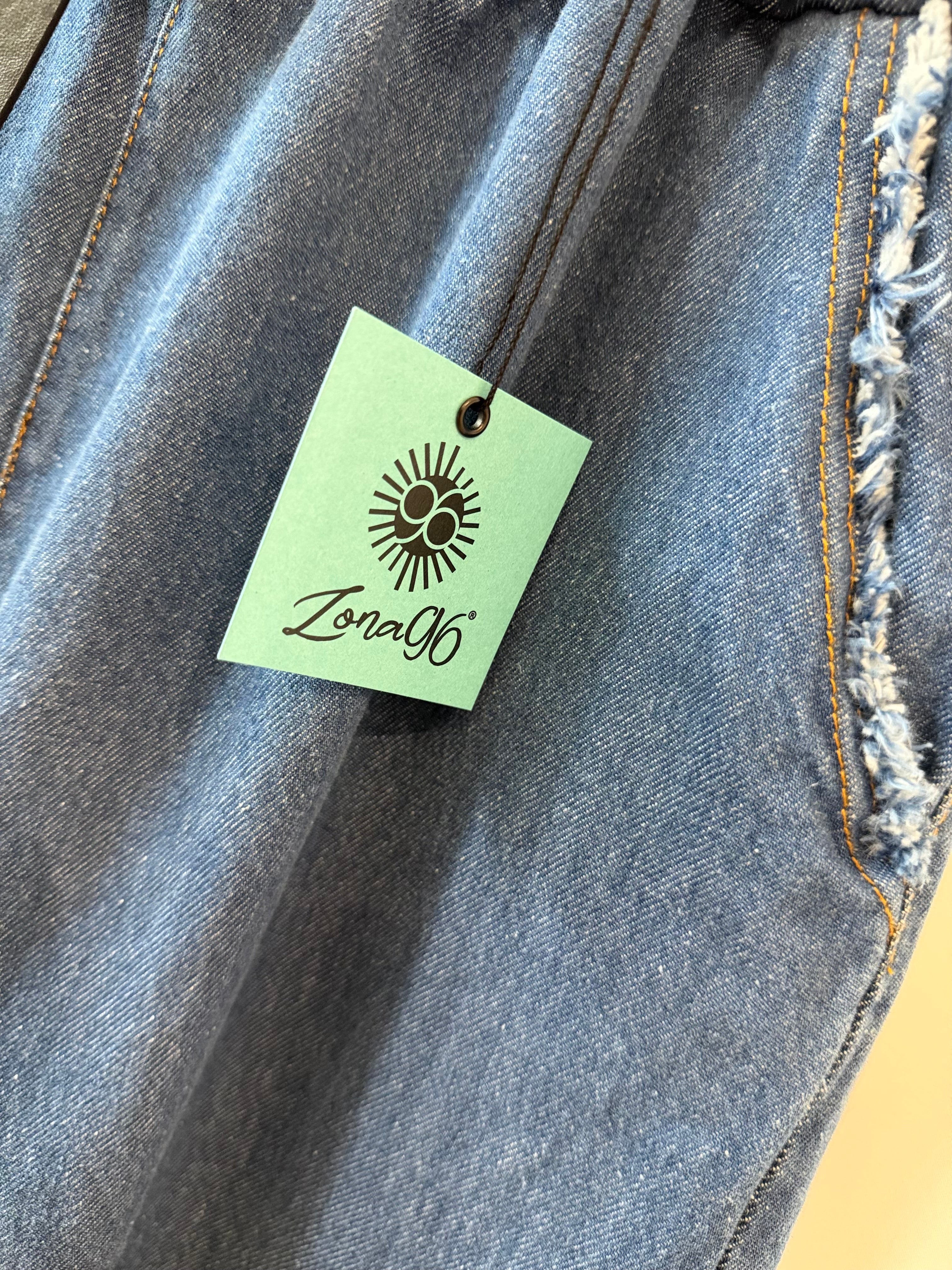 Jeans sfrangiato