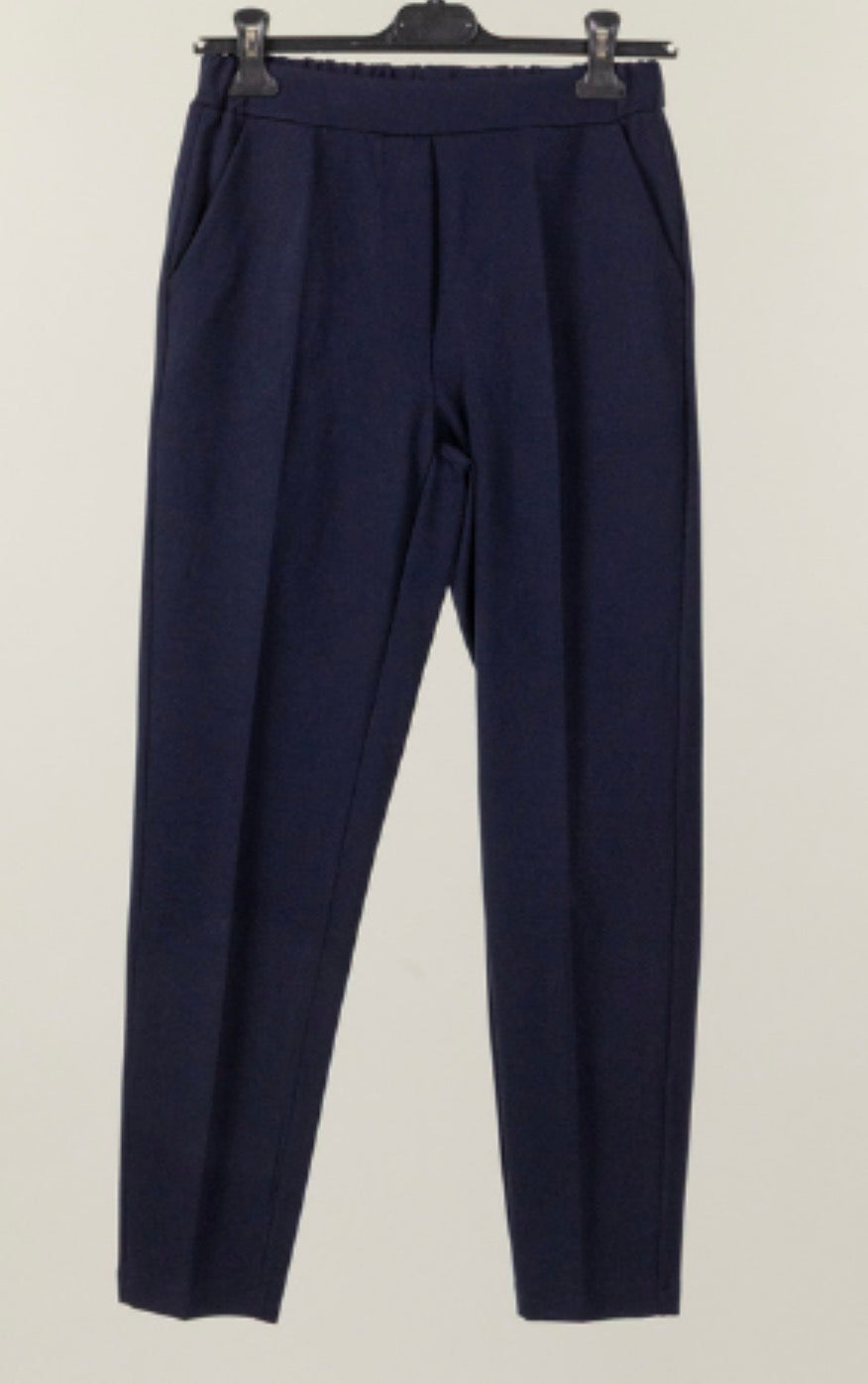 Pantalone sigaretta