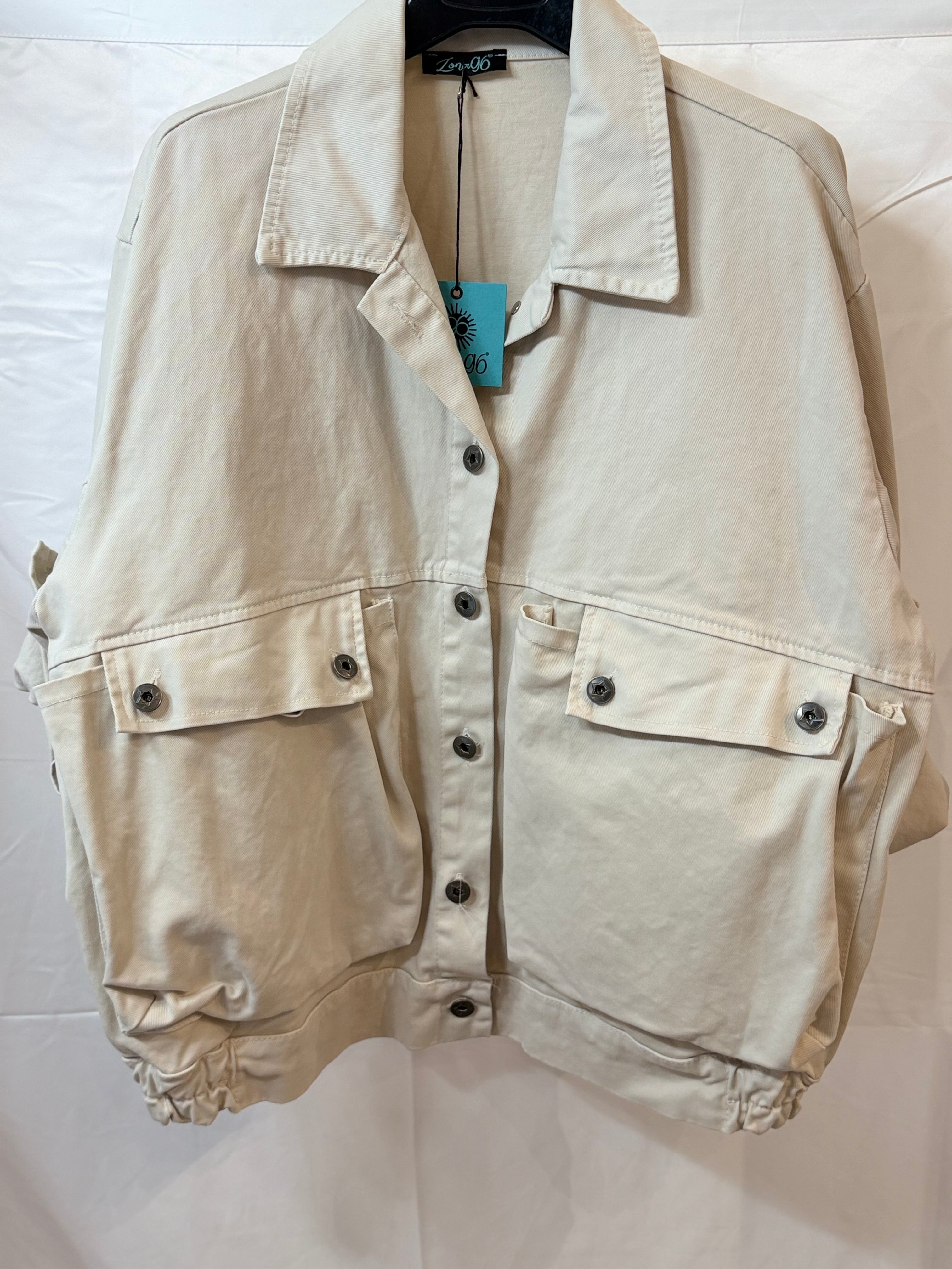 Giacchetto con tasche