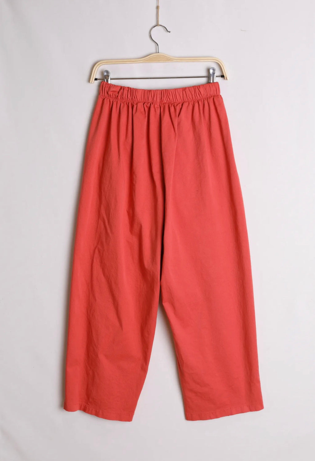 Pantalone con elastico