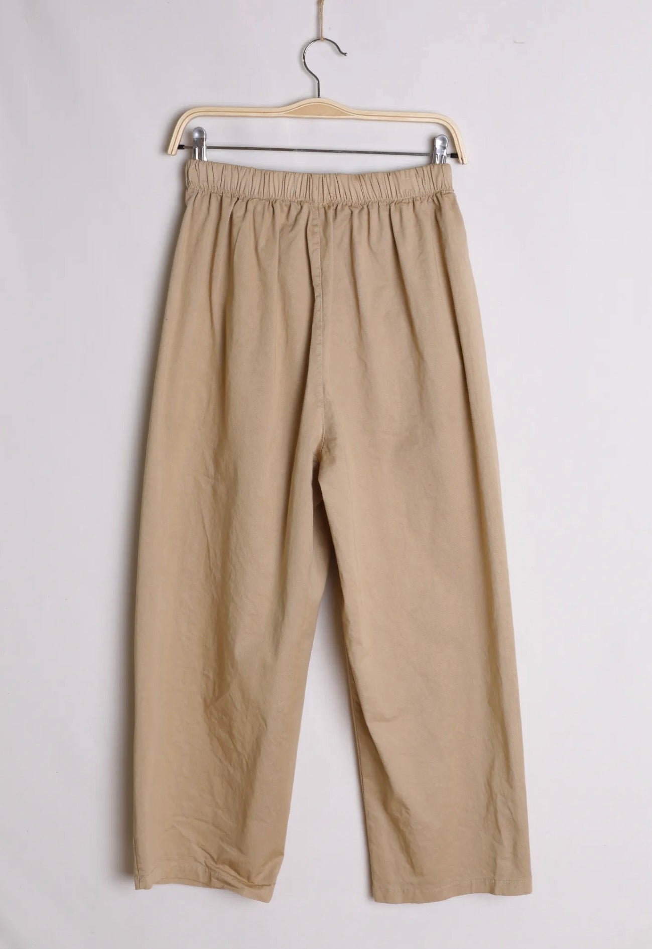 Pantalone con elastico