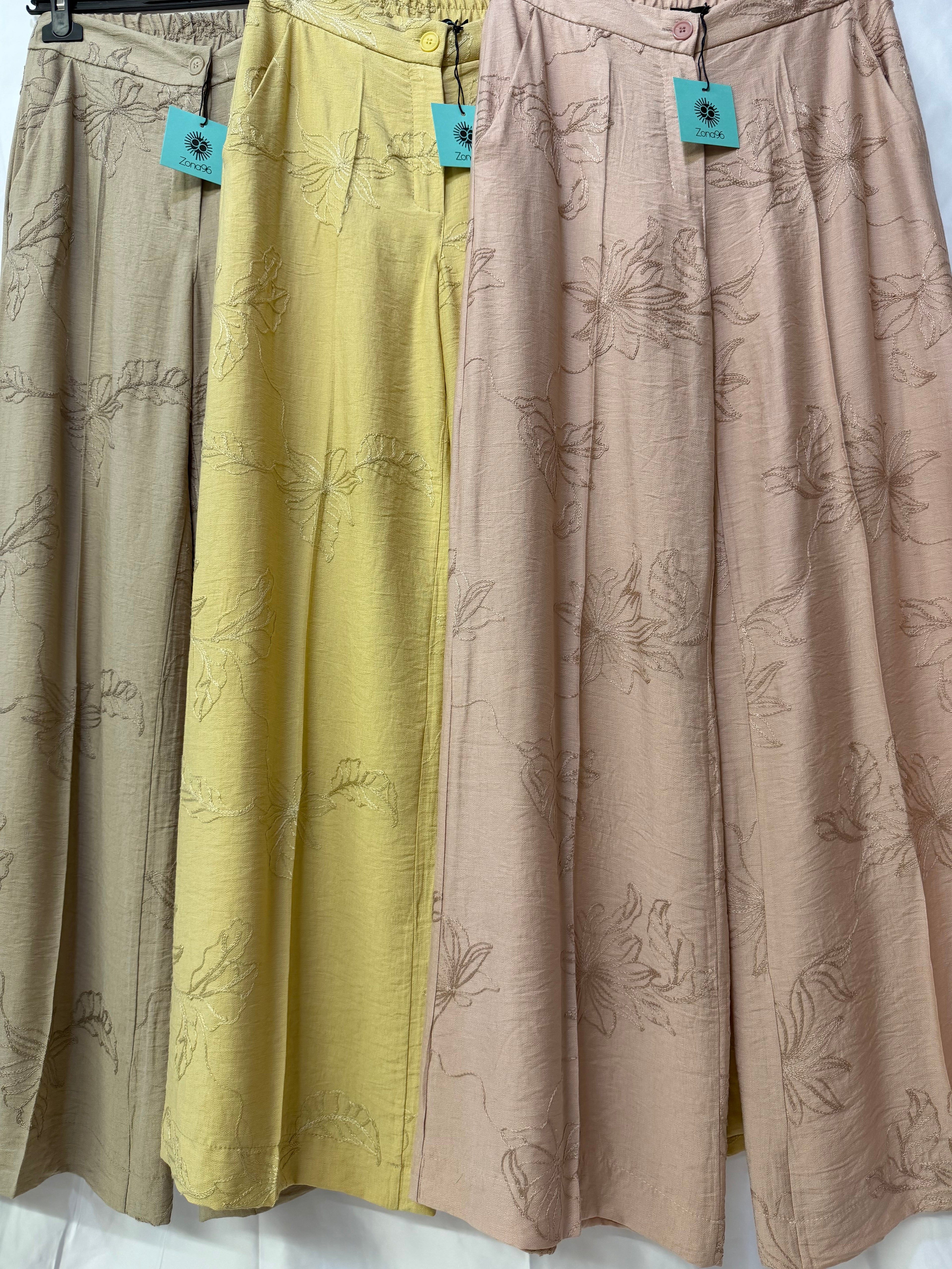 Pantalone ricamo fiori